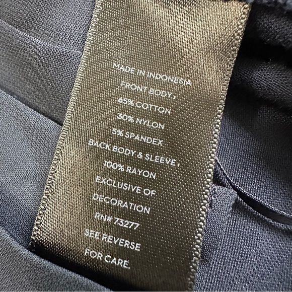 Simply Vera Vera Wang Casual Navy Pleated Neutral Blouse - Picture 9 of 11